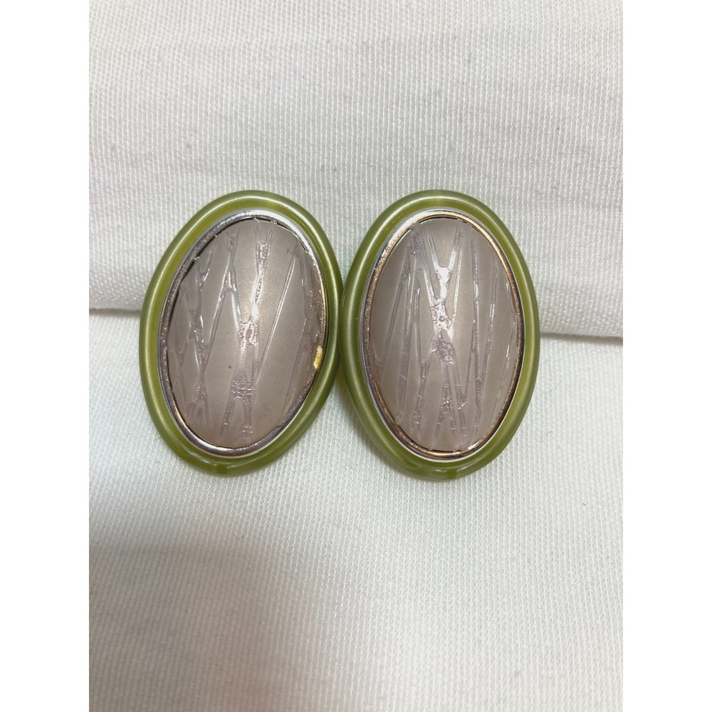 Vintage Oval Clip On Earrings Artsy Art To Wear Green & White Statement Costume‎